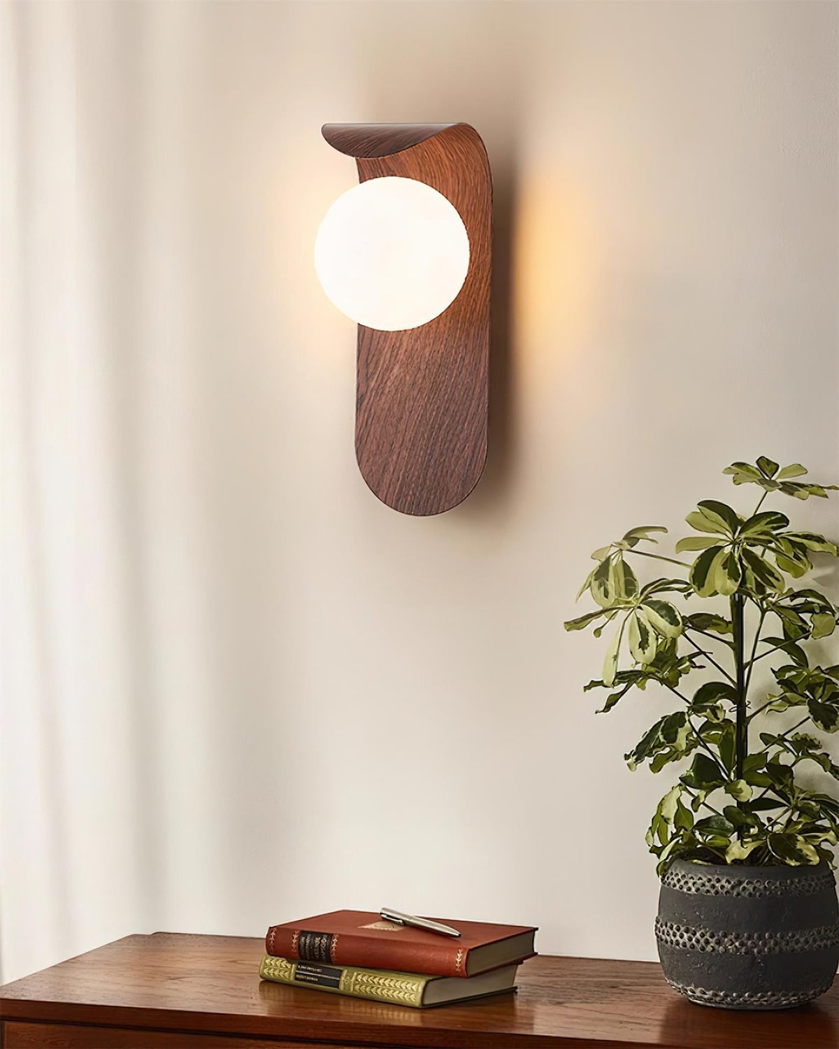 Bumer Outdoor Wall Light