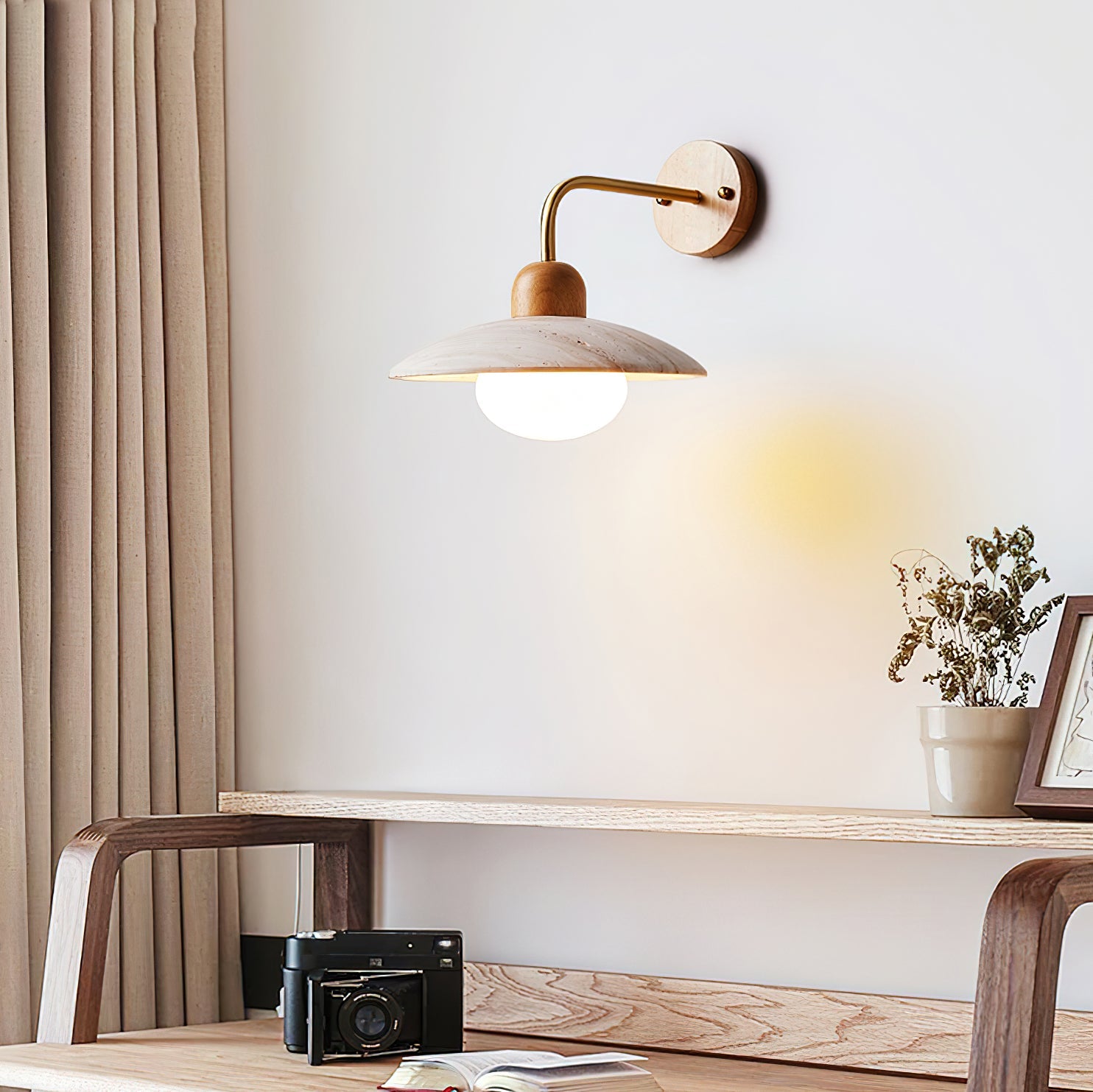 Beleraro Travertine Wall Light