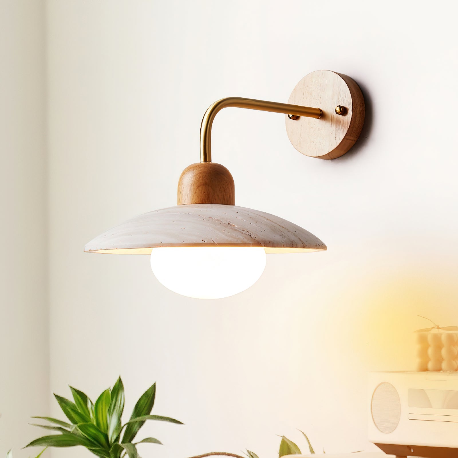 Beleraro Travertine Wall Light