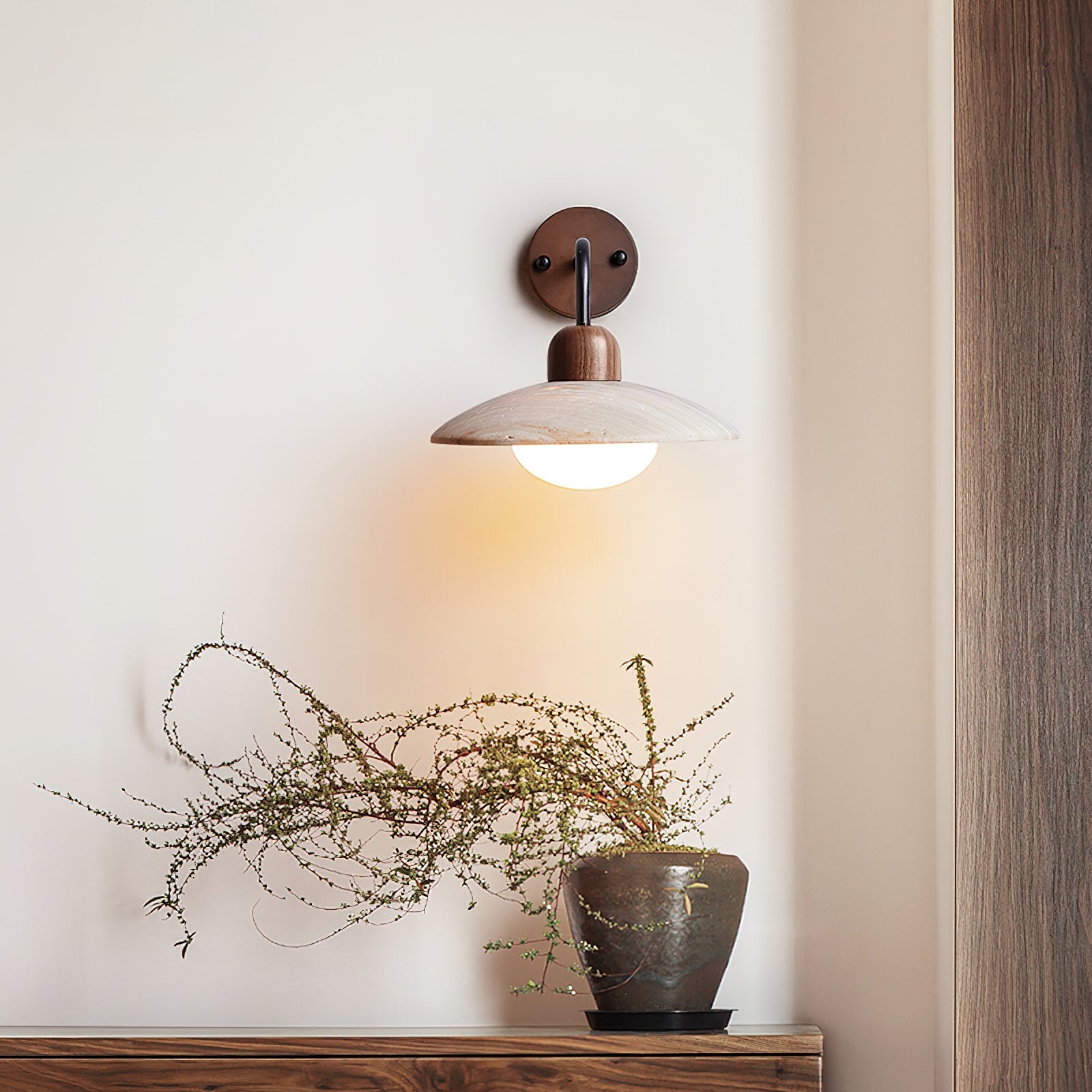 Beleraro Travertine Wall Light