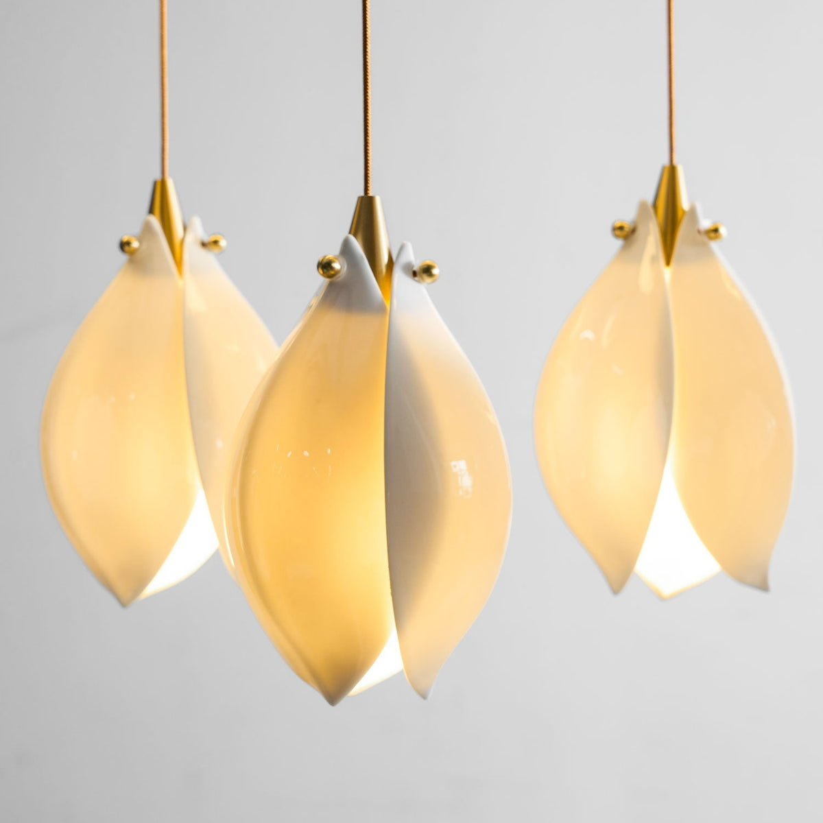 Lifiran Floral Pendant Light