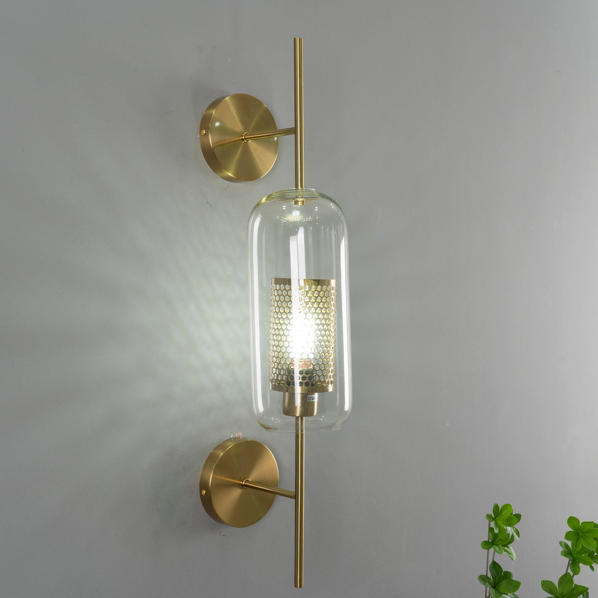 Toka Wall Light