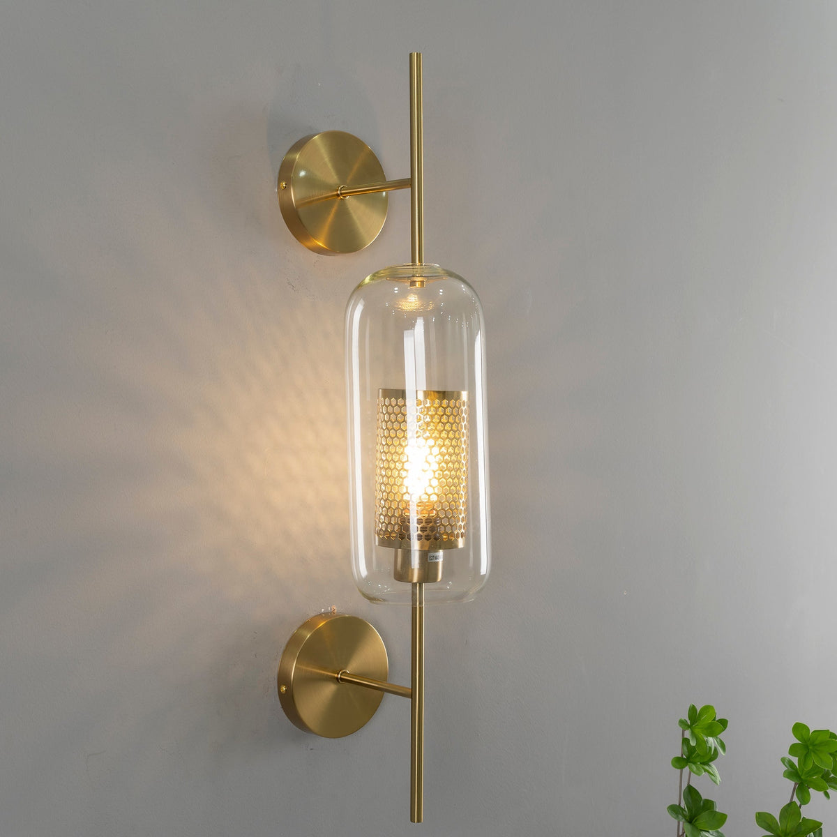 Toka Wall Light
