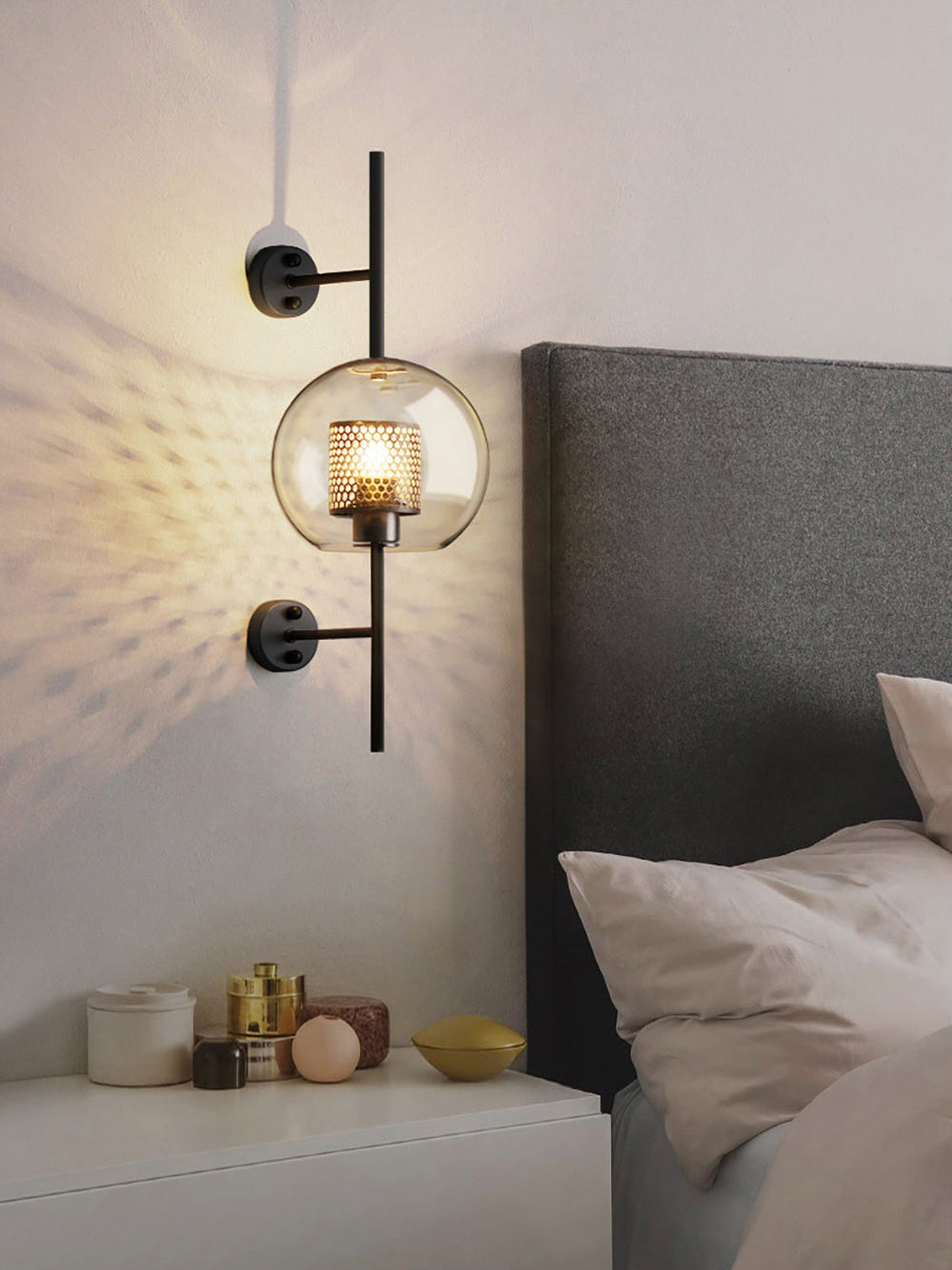 Toka Wall Light