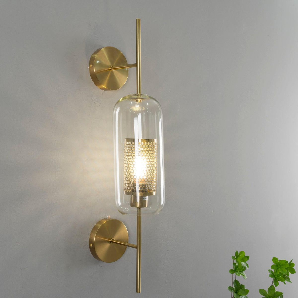 Toka Wall Light