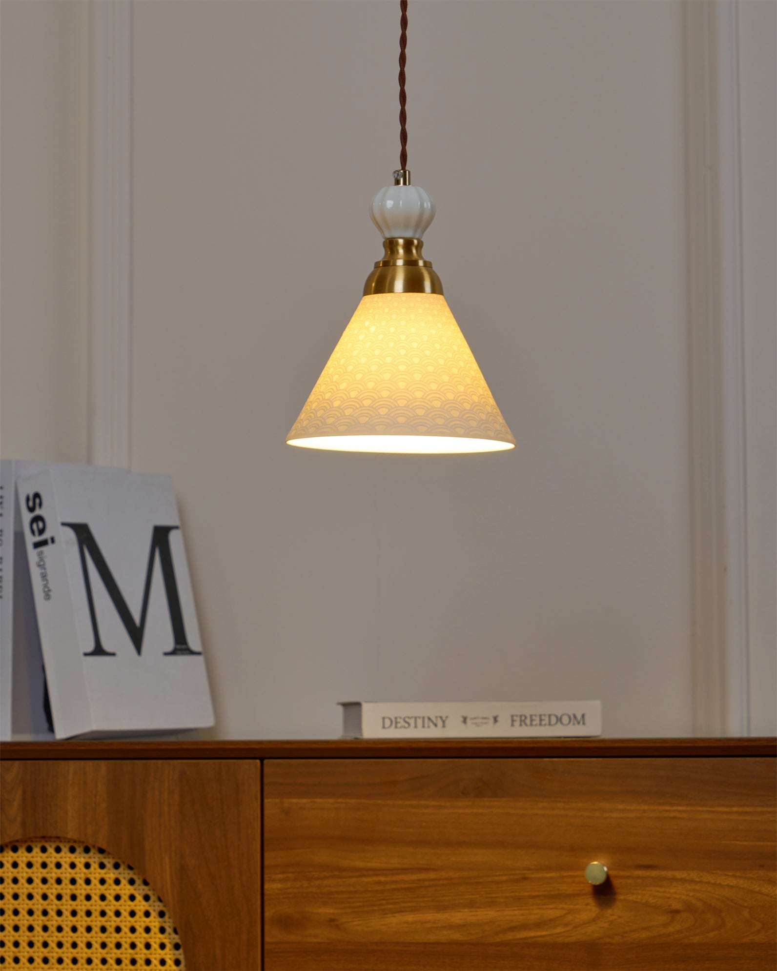 Edari Pendant Light