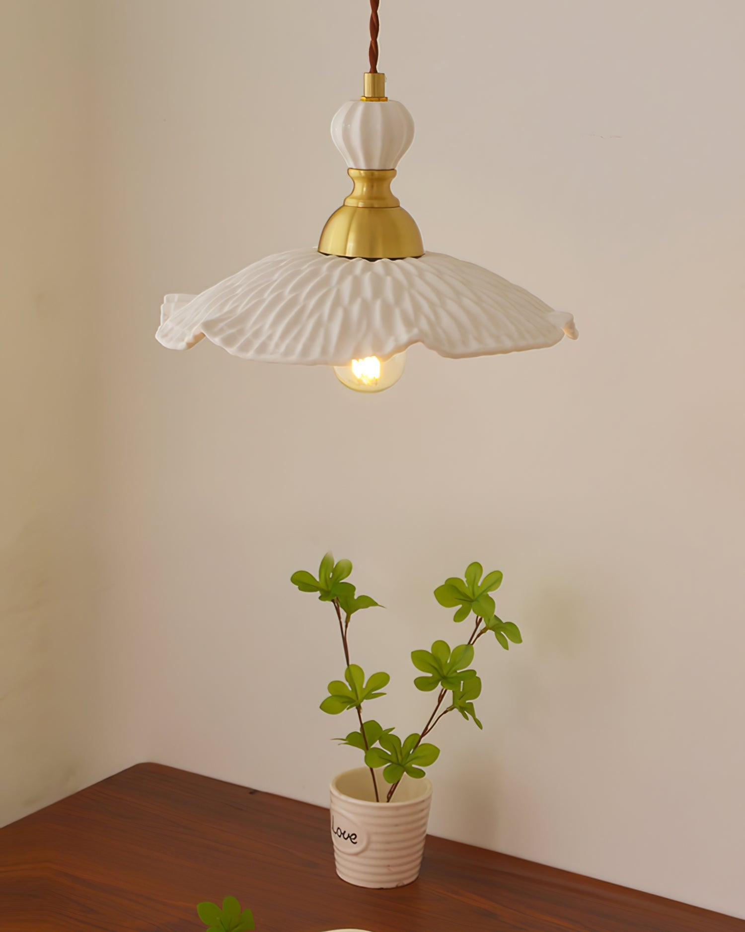 Edari Pendant Light