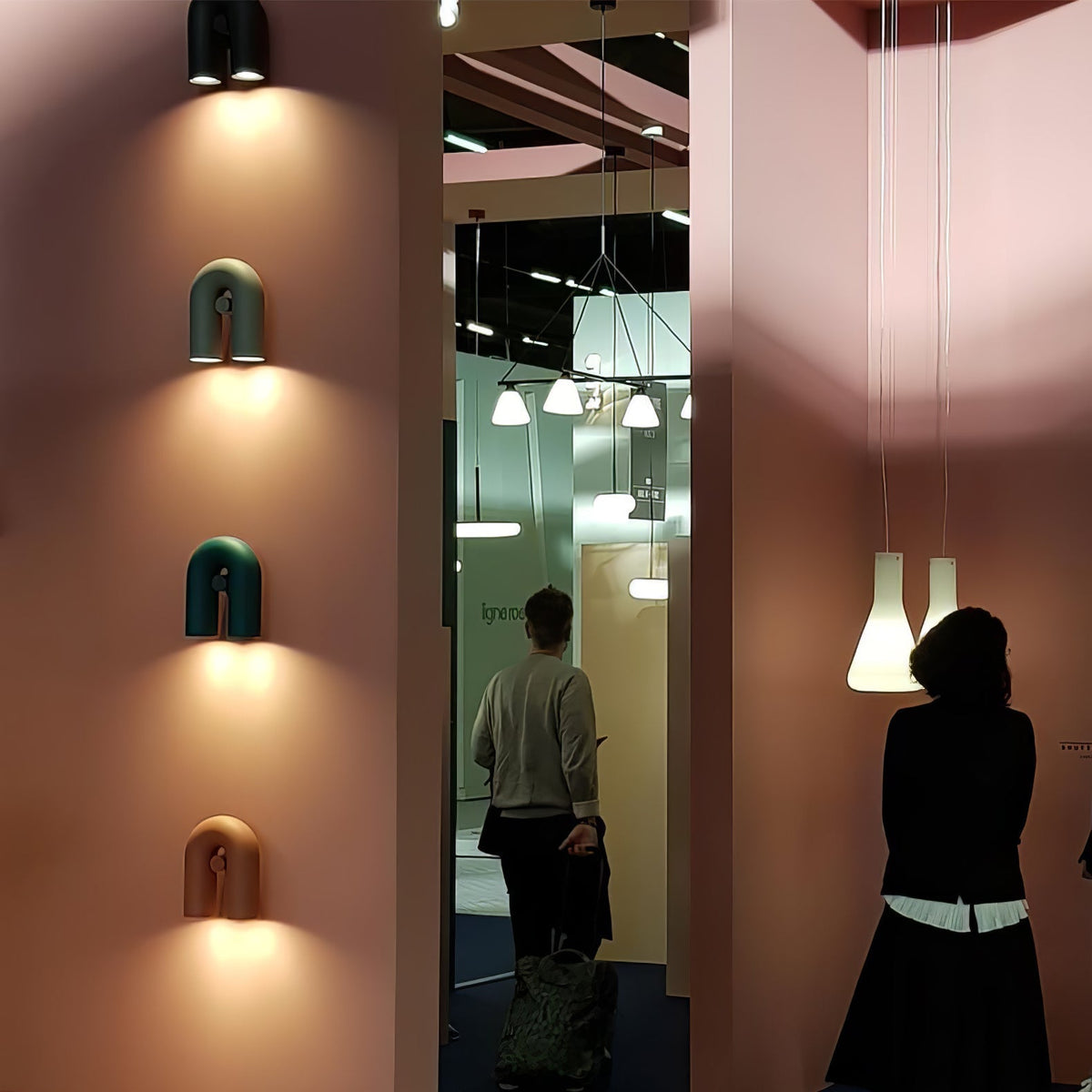 Ebare Wall Light