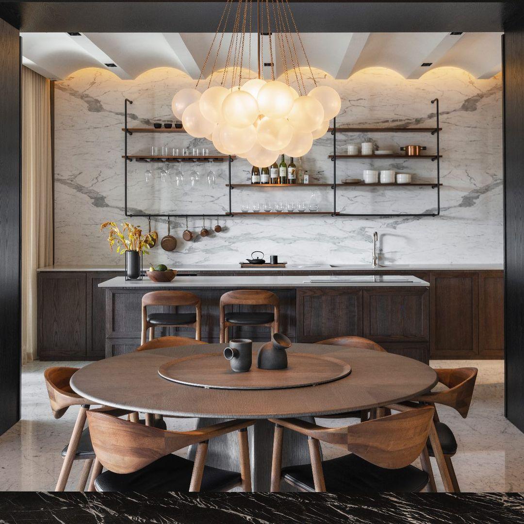 Aloralo Globe Chandelier