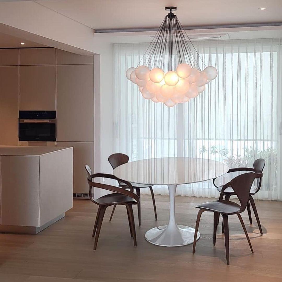Aloralo Globe Chandelier