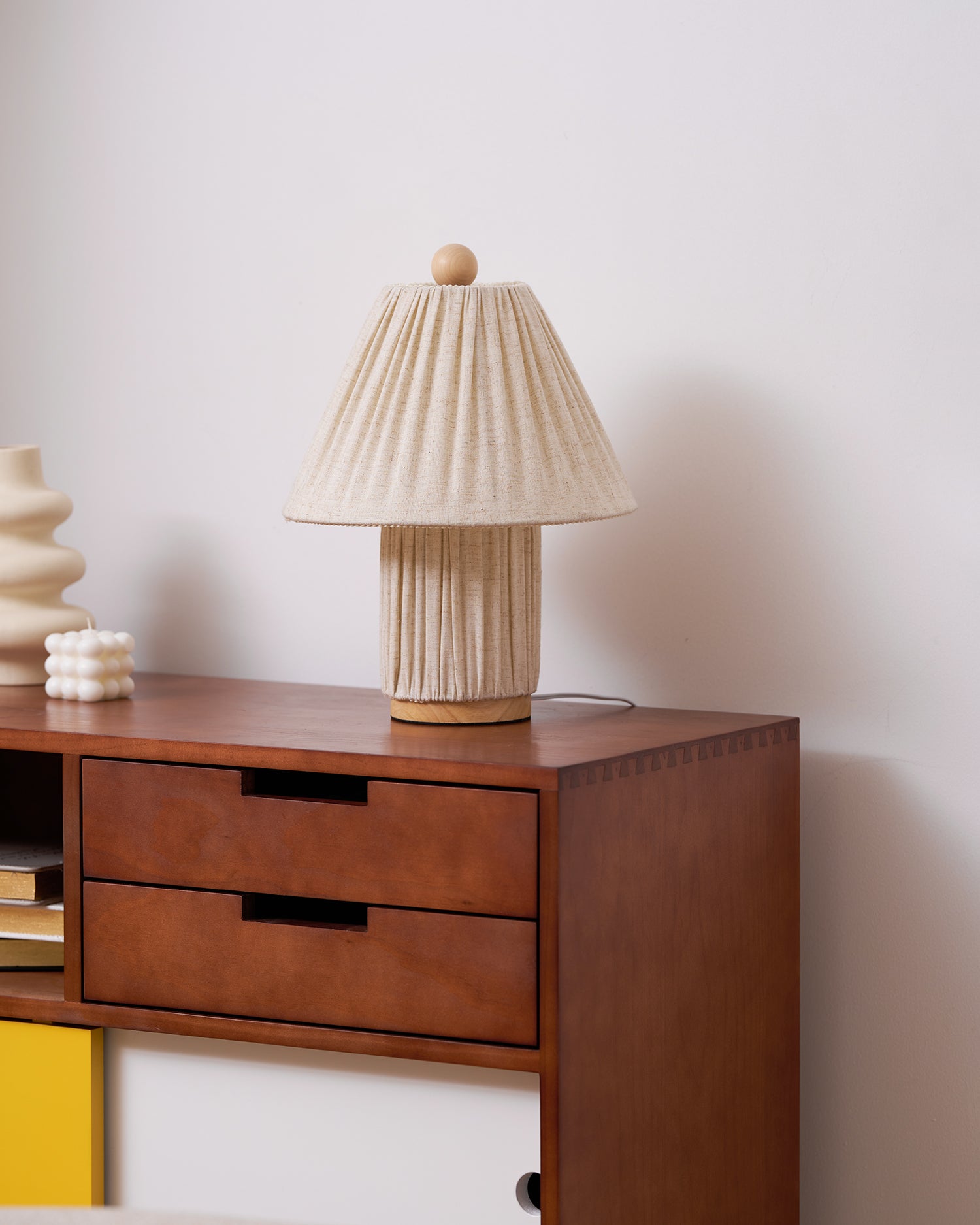 Arzanella Retro Table Lamp