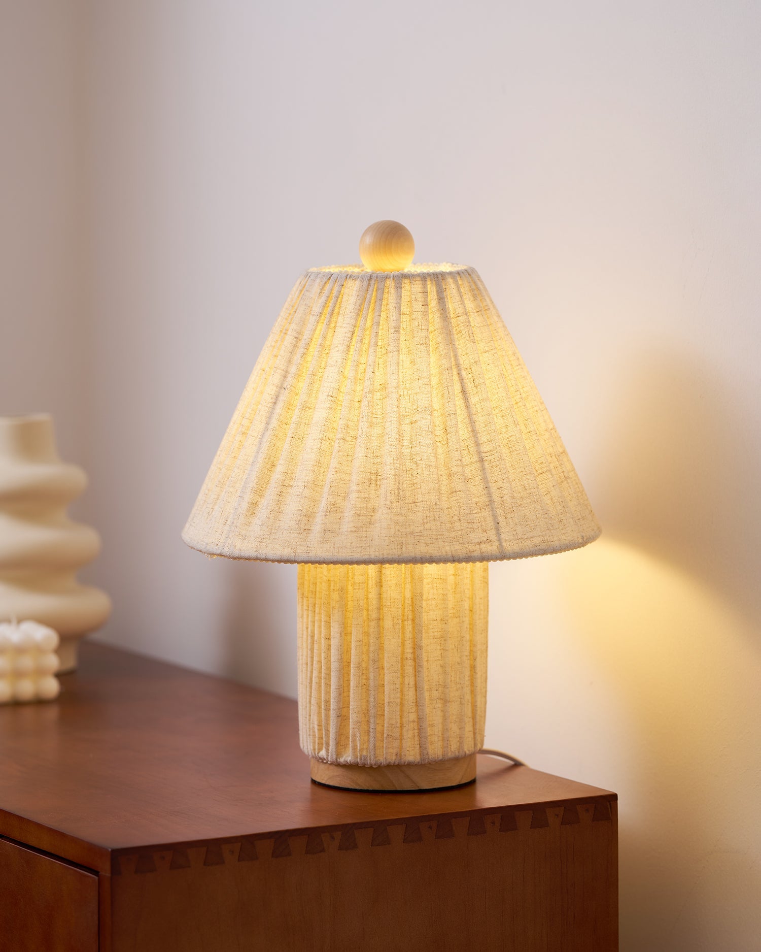 Arzanella Retro Table Lamp