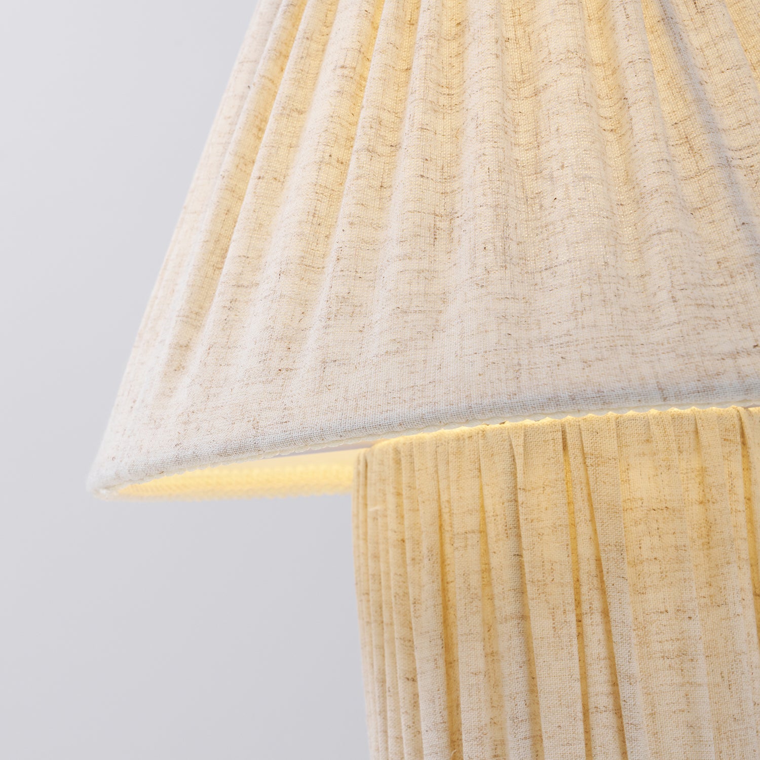 Arzanella Retro Table Lamp