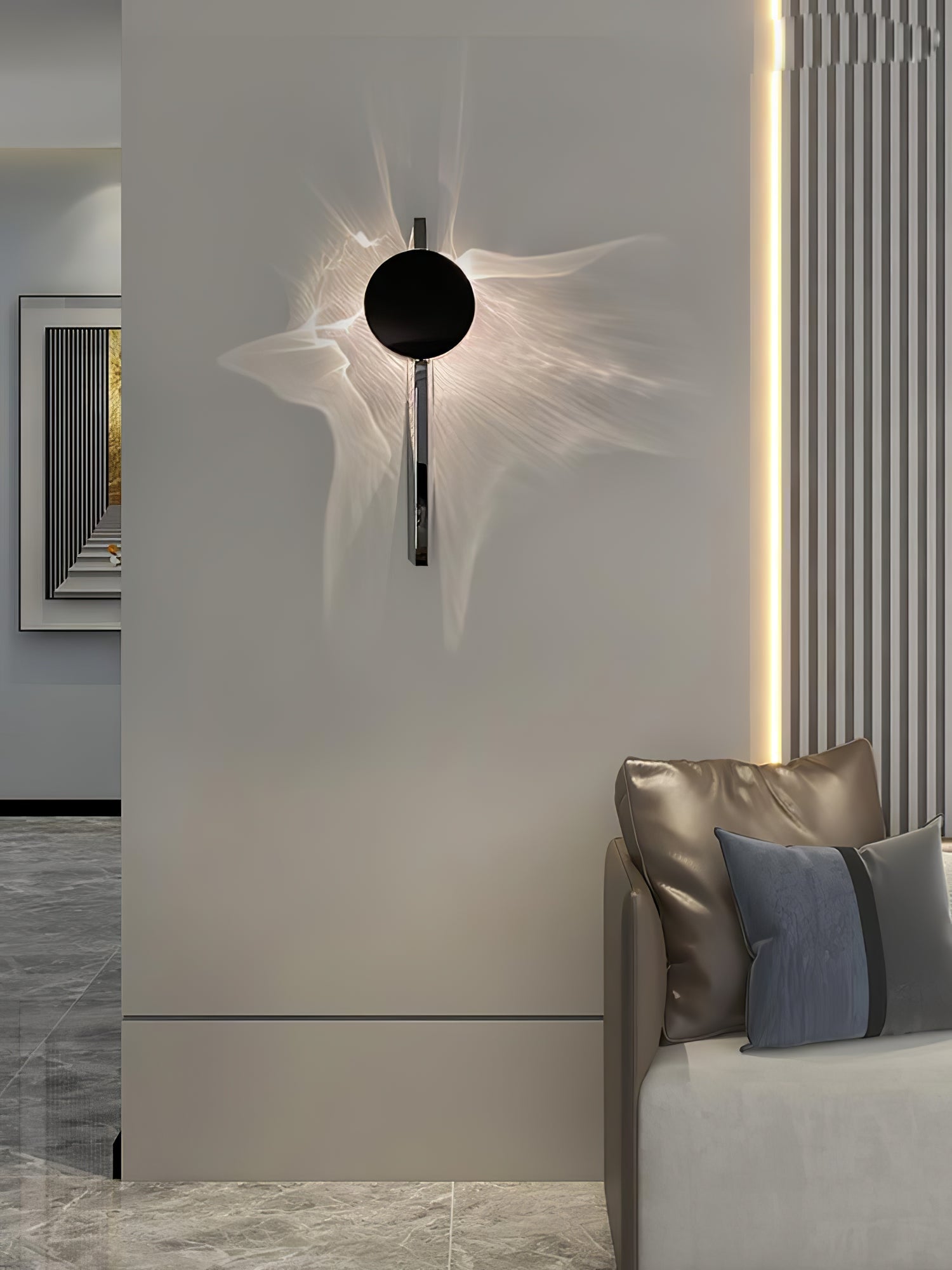 Lomarona Sculptural Wall Light
