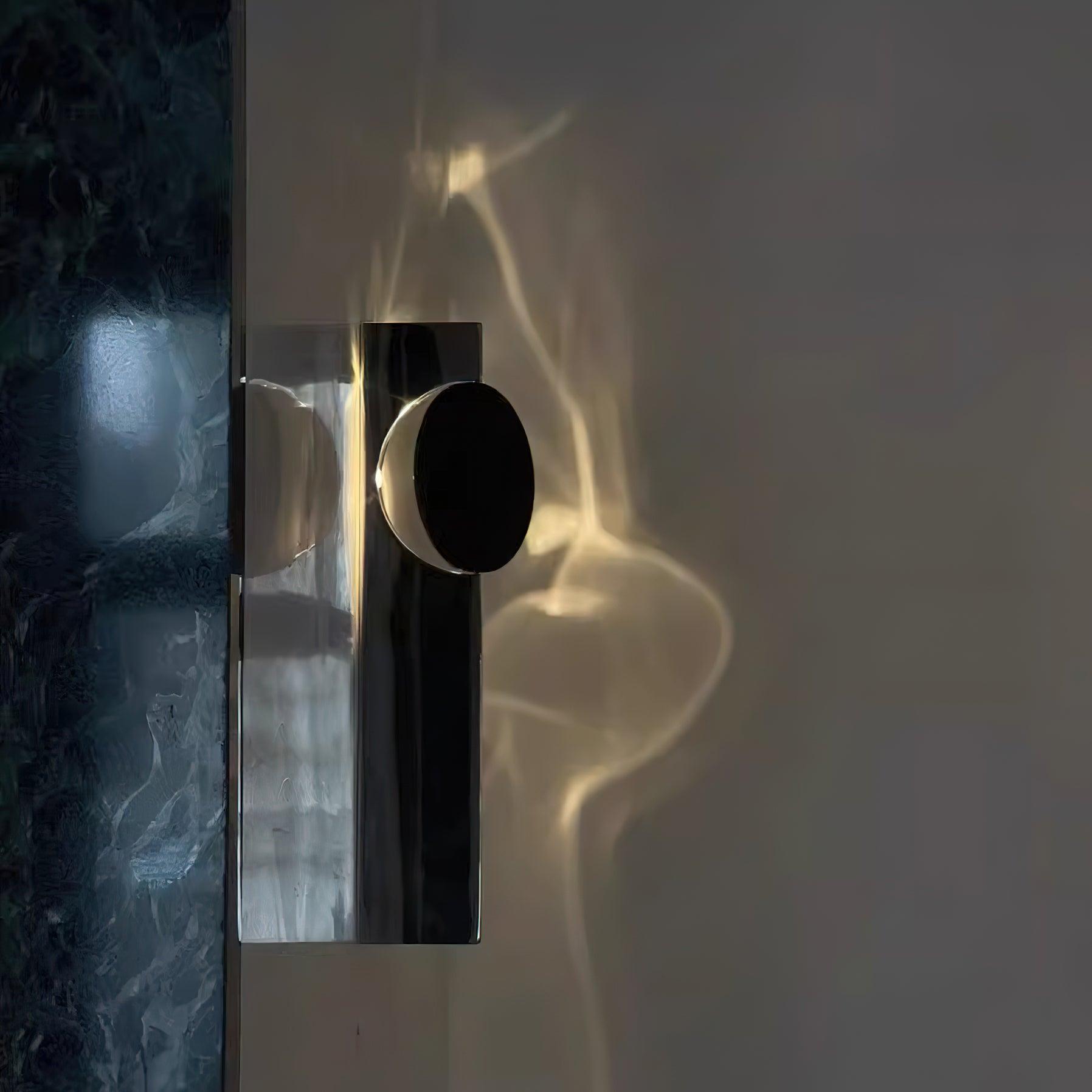 Lomarona Sculptural Wall Light