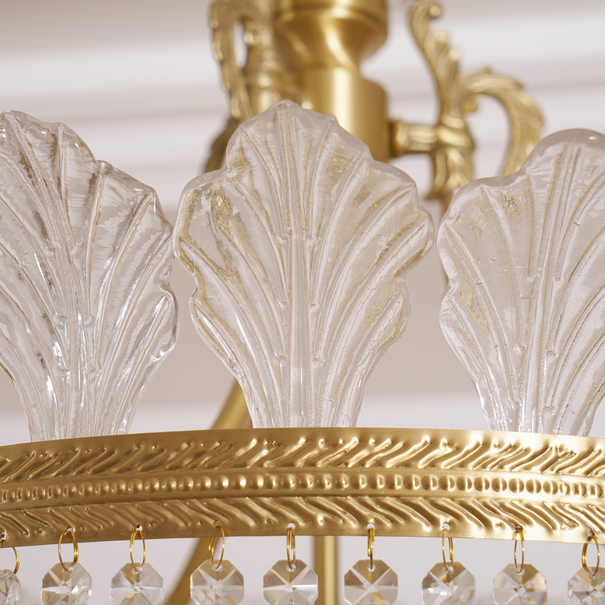 Velyra Chandelier