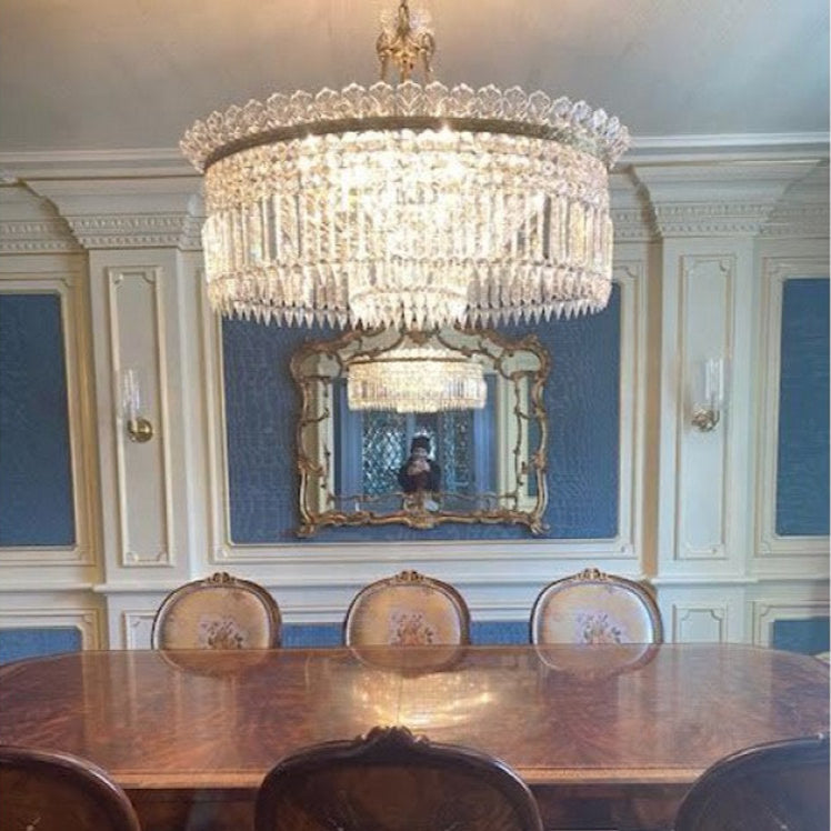 Velyra Chandelier