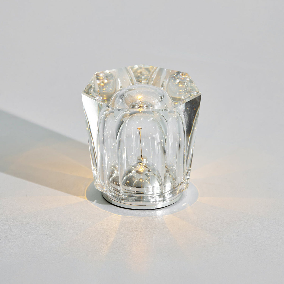 Zijan Diamond Table Lamp