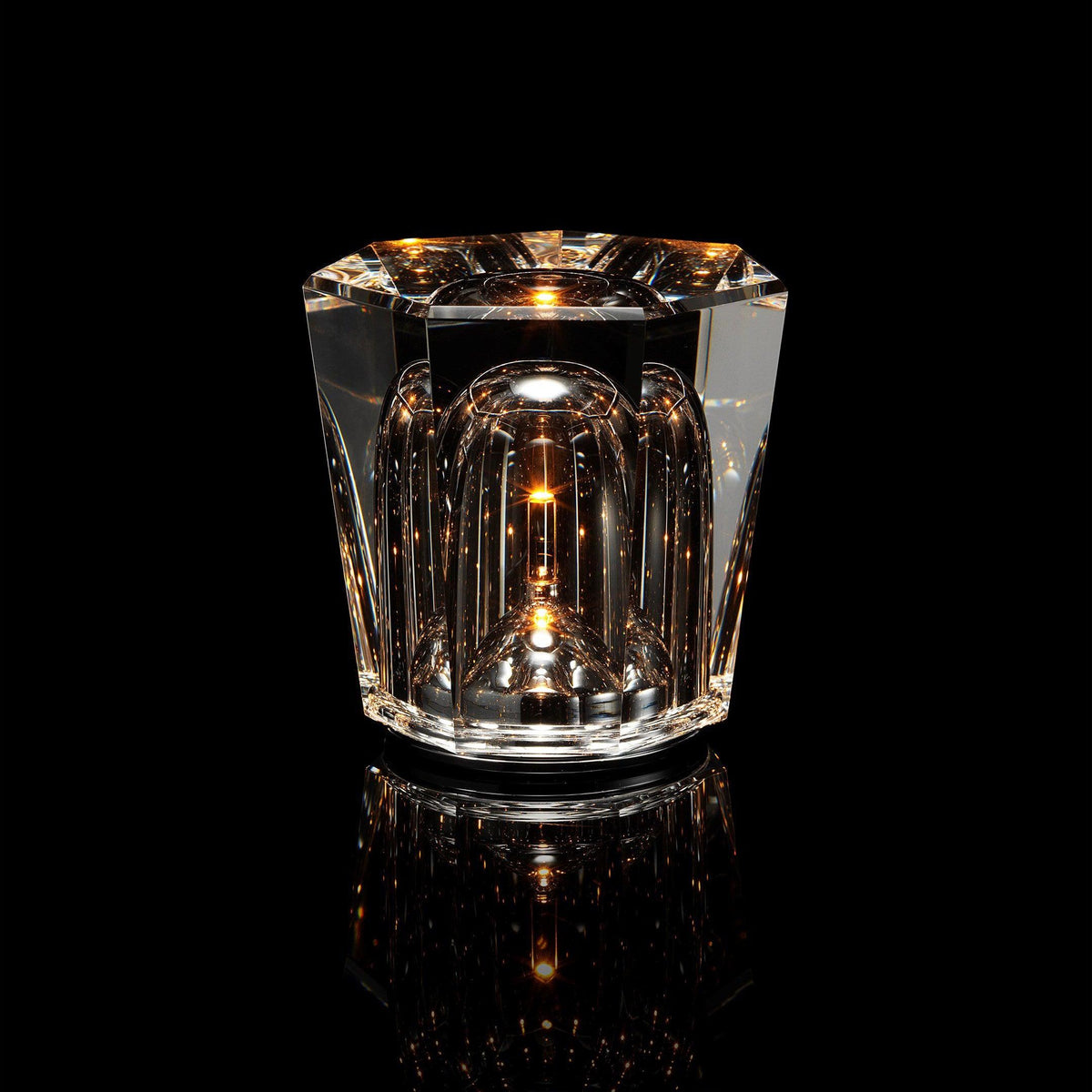 Zijan Diamond Table Lamp
