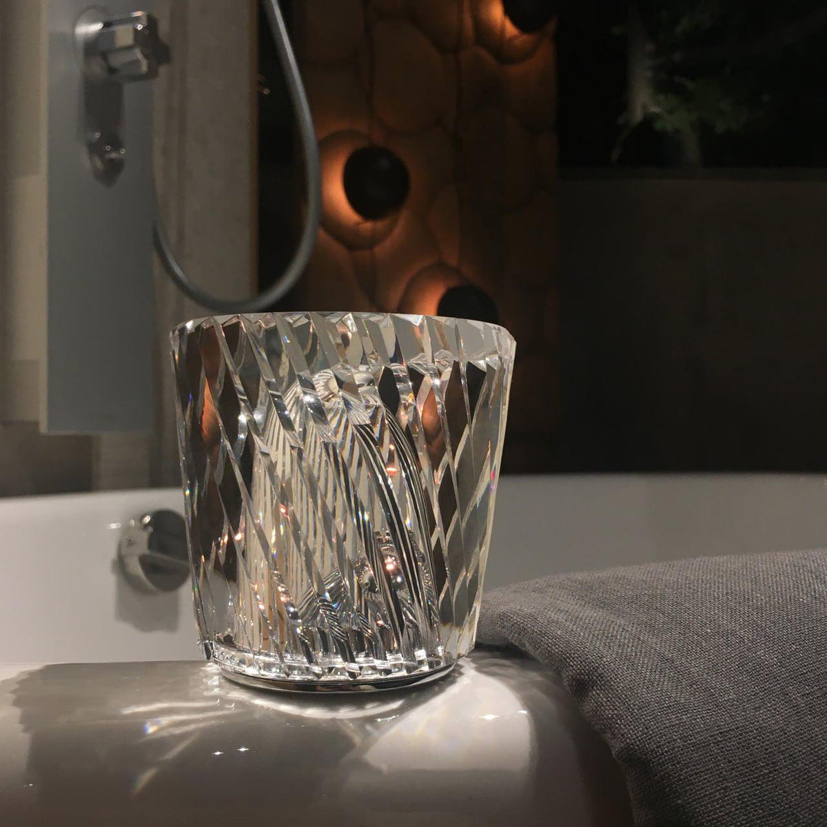 Zijan Diamond Table Lamp