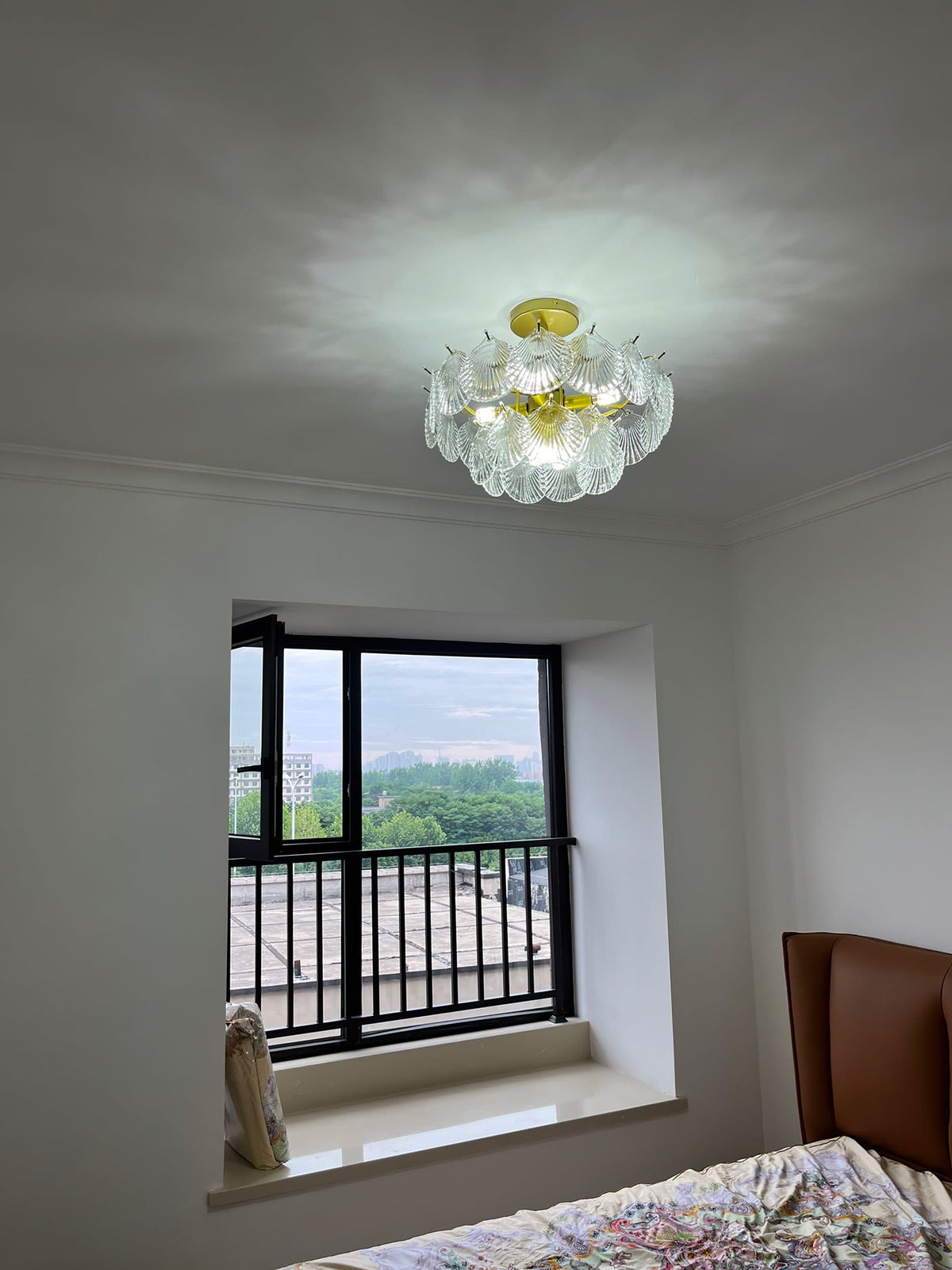 Shell Glass Chandelier – detail 40