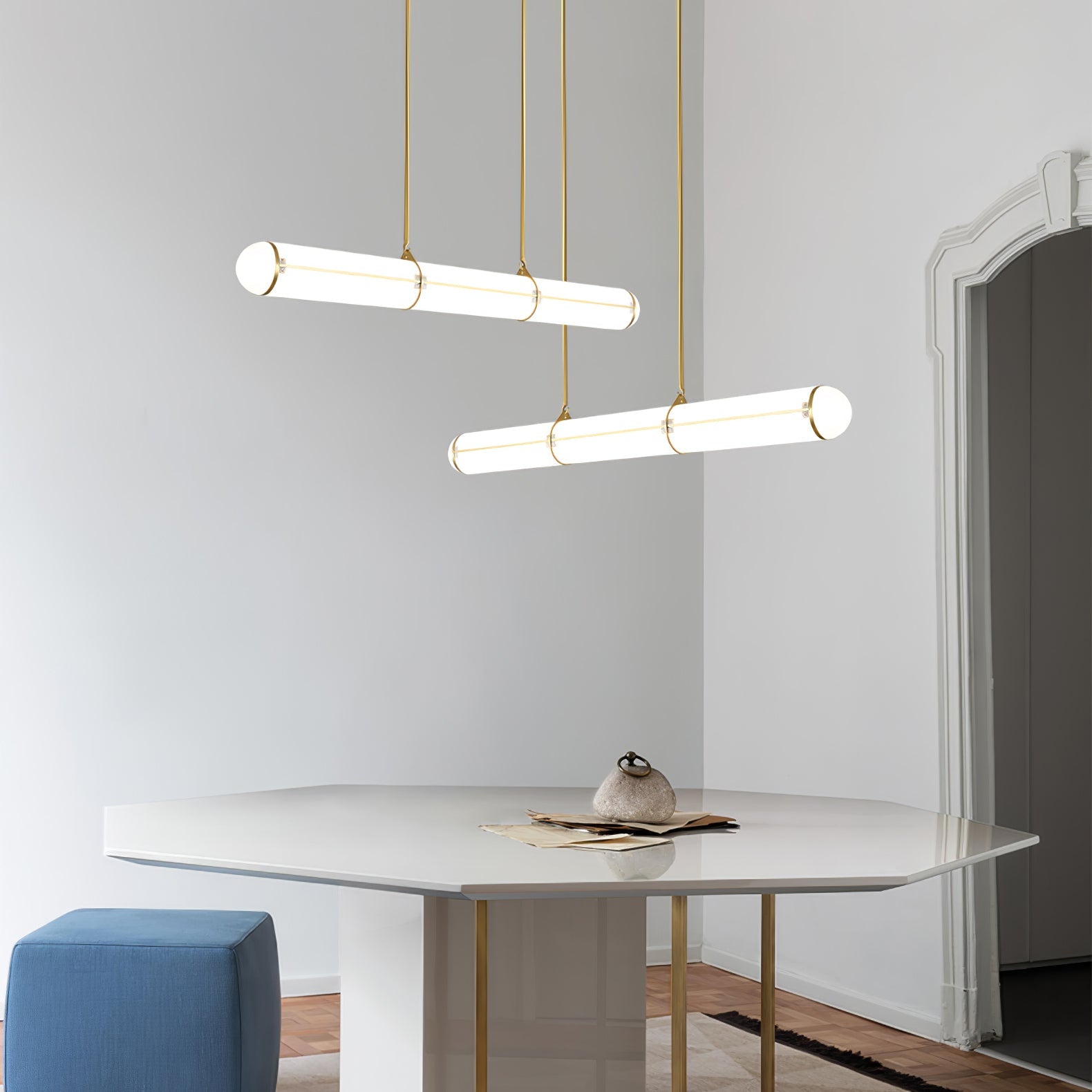 Avolezo Linear Pendant Light