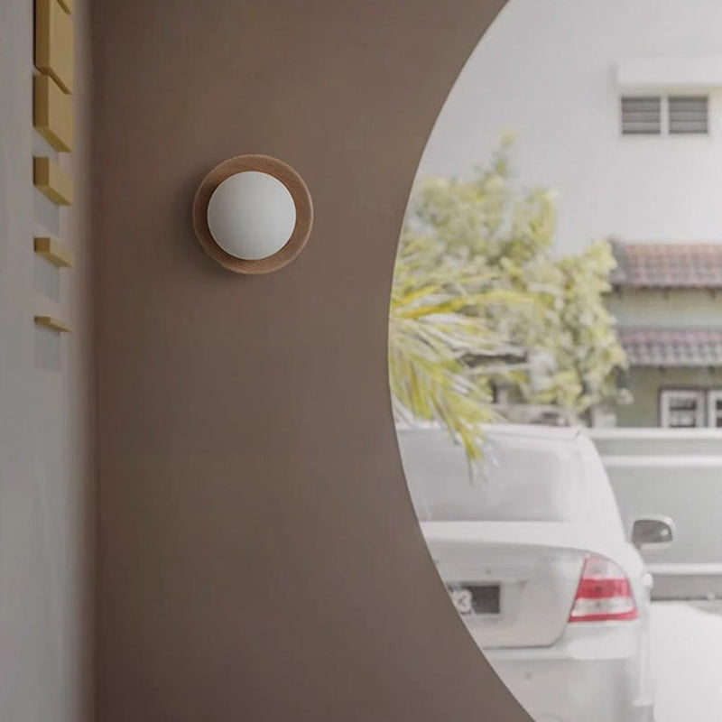 Murora Wall Light