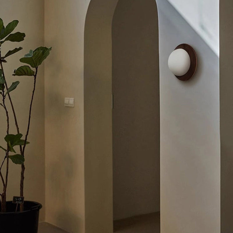 Murora Wall Light