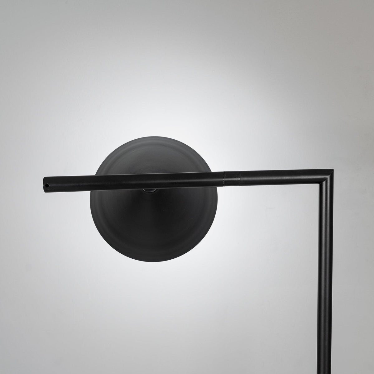 Resova Cone Floor Lamp