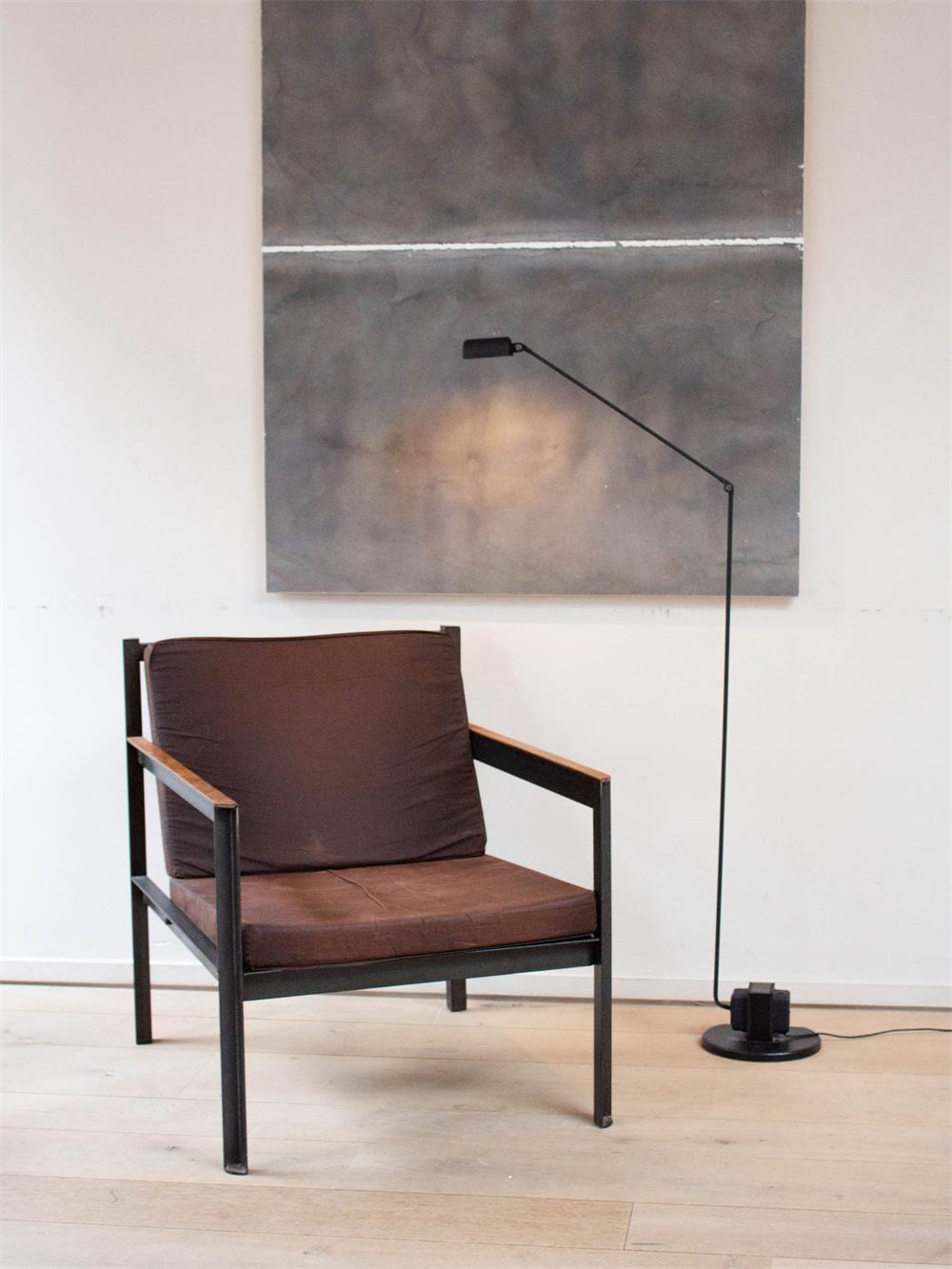 Belderix Floor Lamp