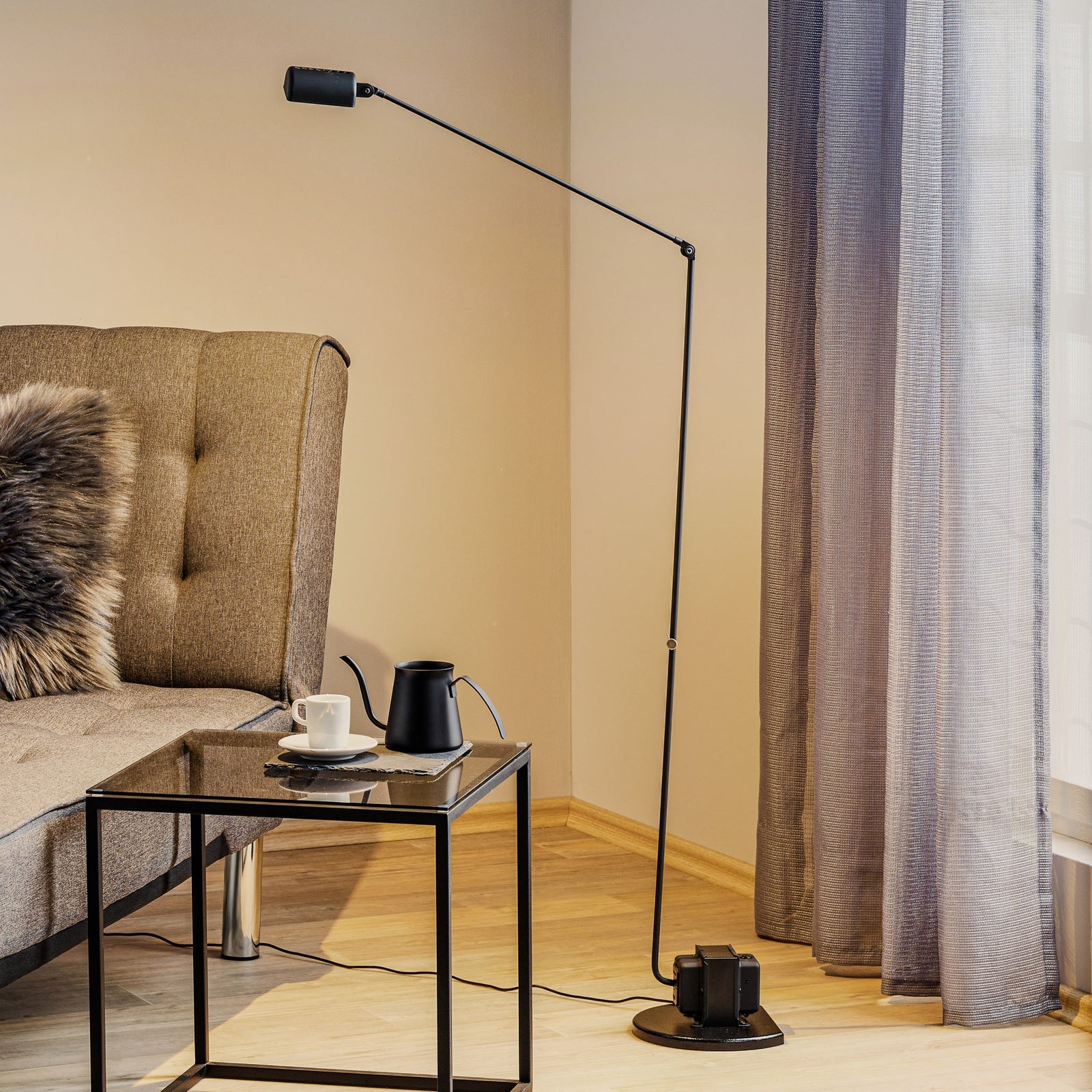 Belderix Floor Lamp