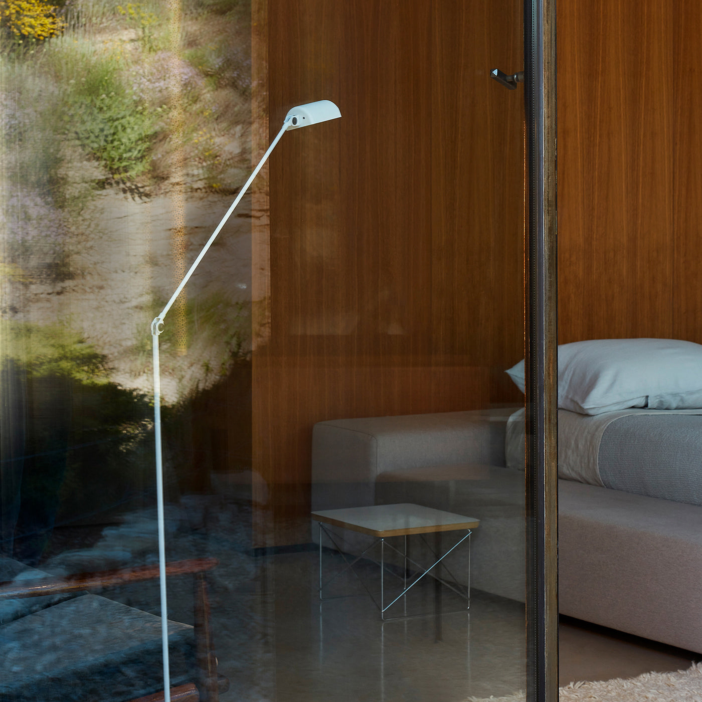Belderix Floor Lamp