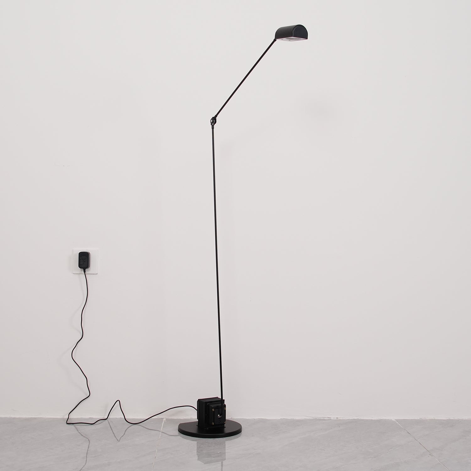 Belderix Floor Lamp
