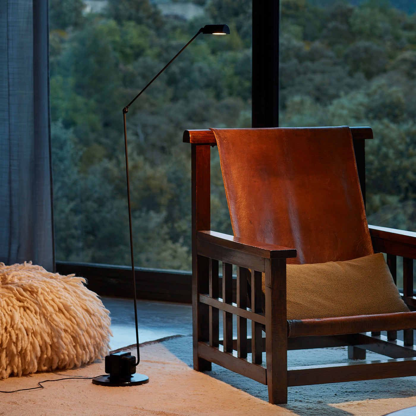 Belderix Floor Lamp