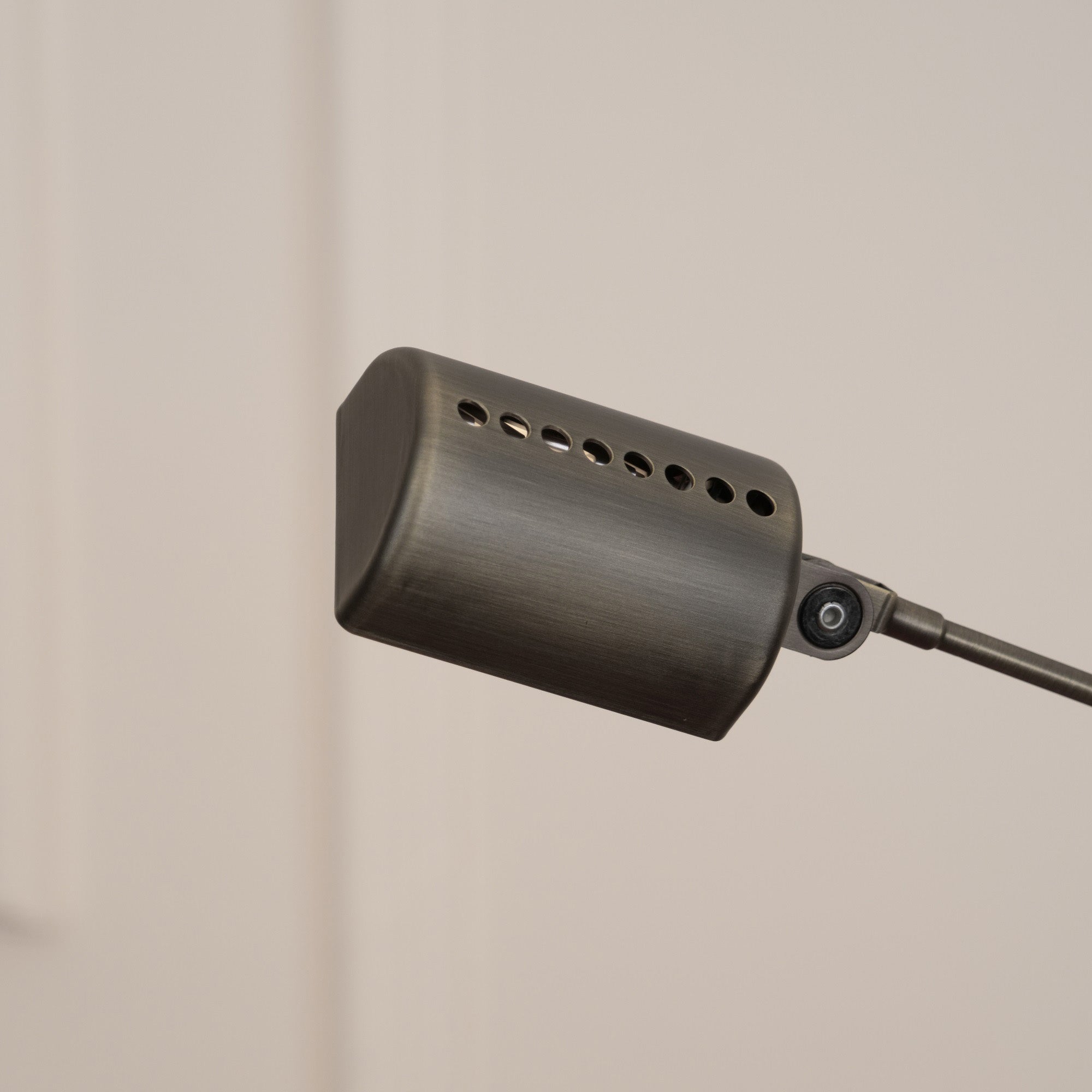 Belderix Floor Lamp