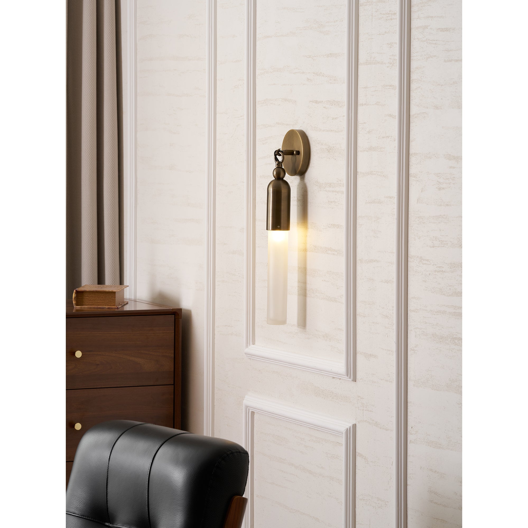 Beaveno Tube Wall Light