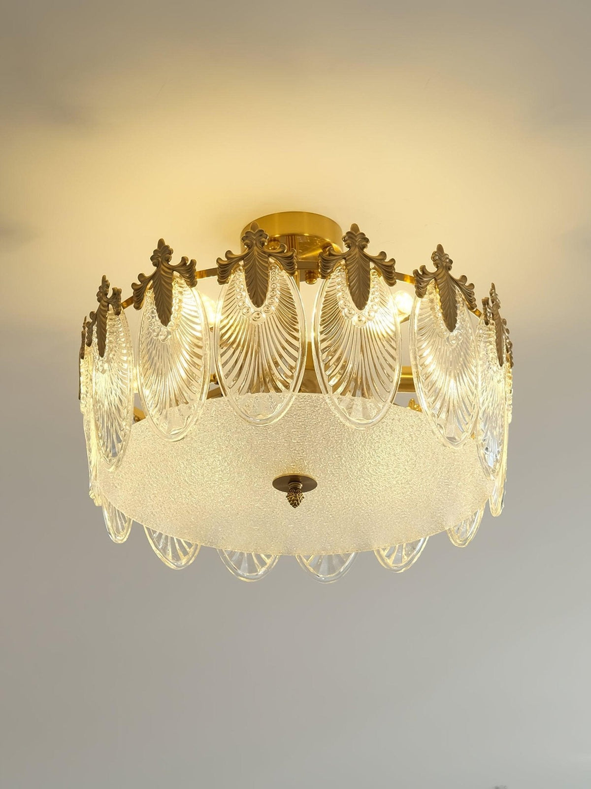 Ukuo Round Chandelier