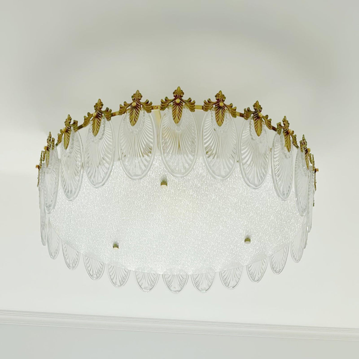 Ukuo Round Chandelier