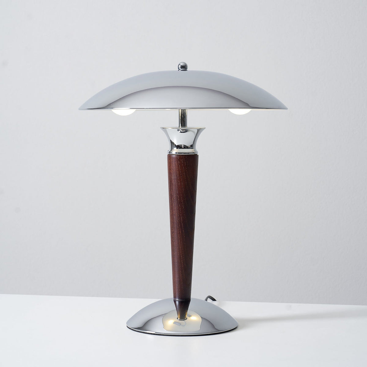 Mituro Classic Table Lamp