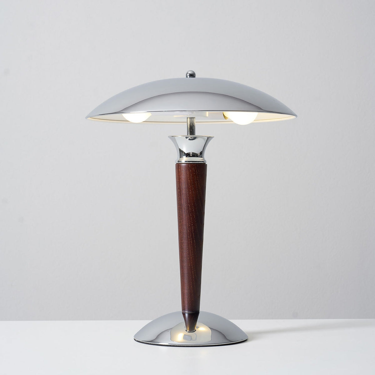 Mituro Classic Table Lamp