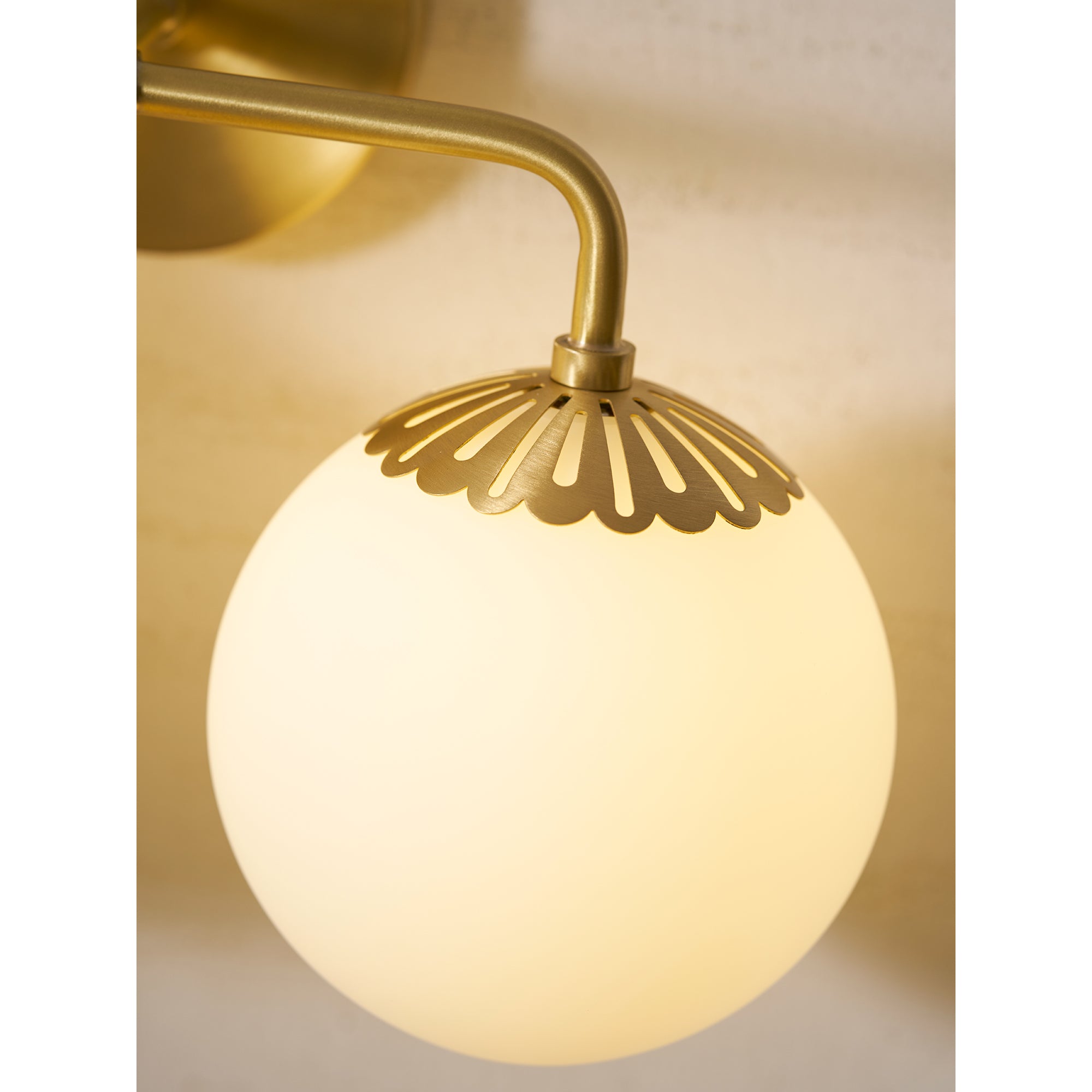 Alverello Globe Wall Light
