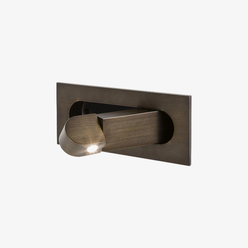 Octona Wall Light