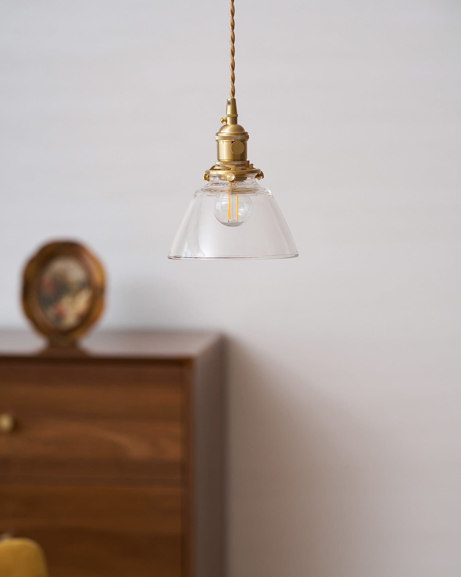 Likeralo Pendant Light