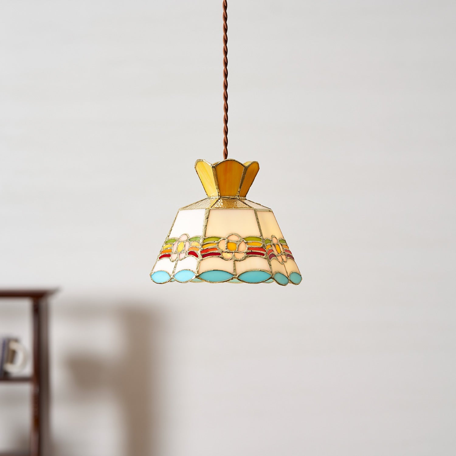 Deliressa Tiffany Pendant Light
