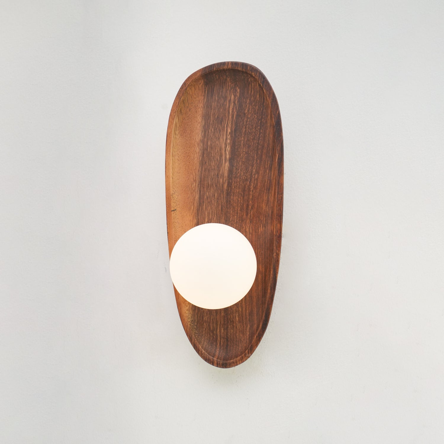 Zocemora Minimalist Wall Light