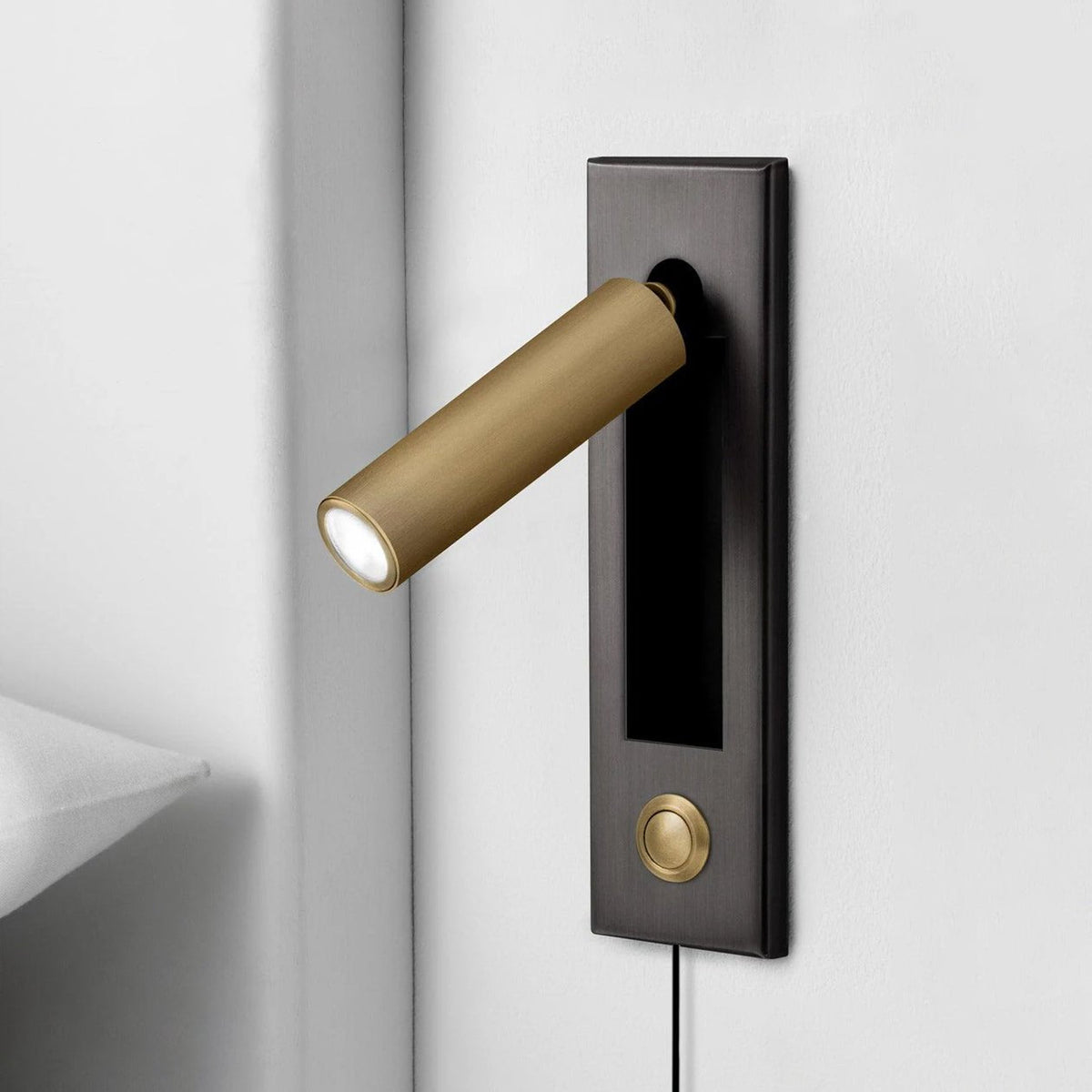 Embedded Bedside Plug-in Sconce – detail 14