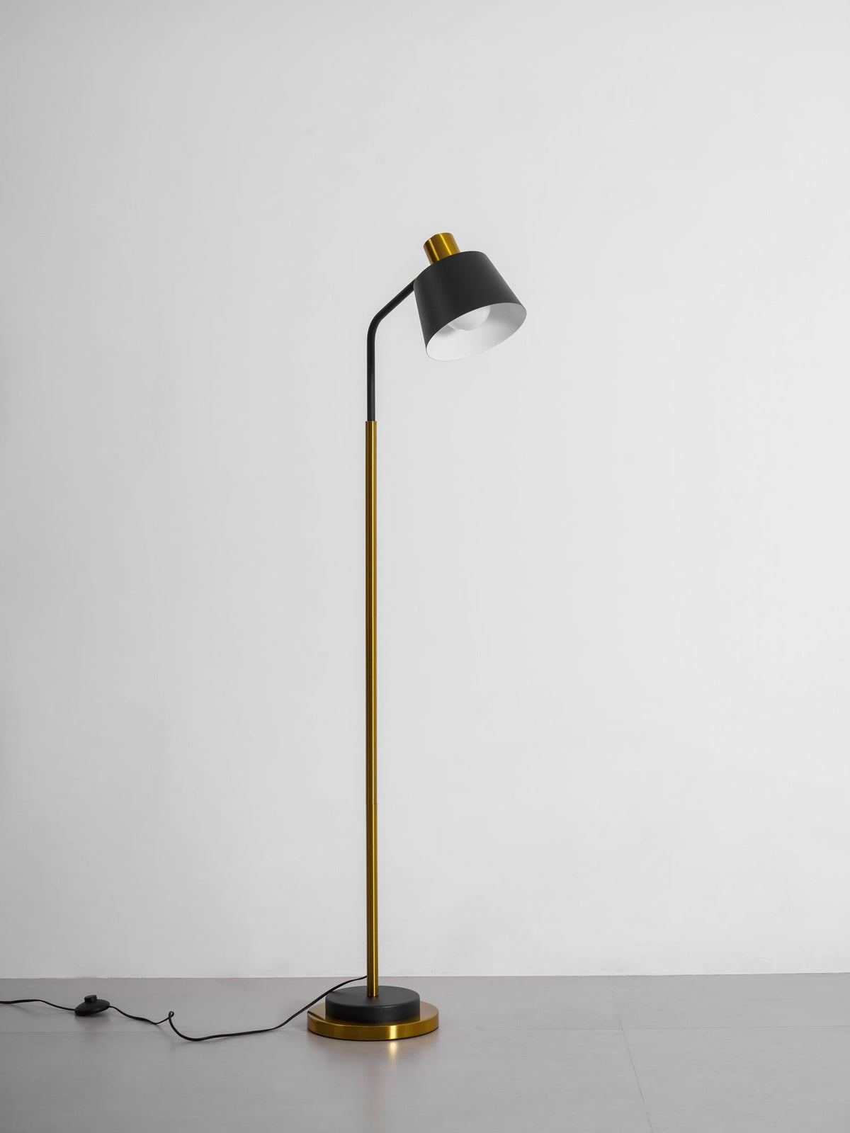 Emmental Floor Lamp – detail 31