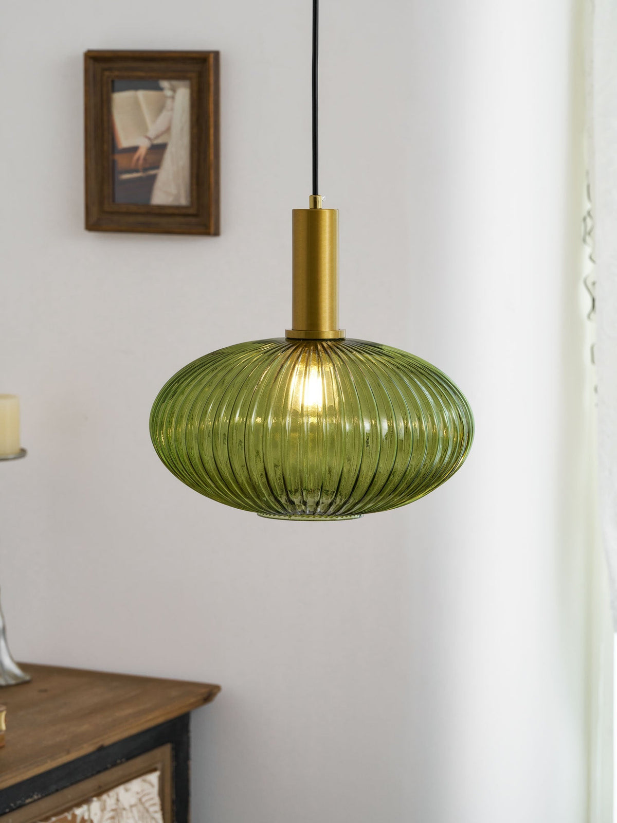 Vamelo Fluted Pendant Light