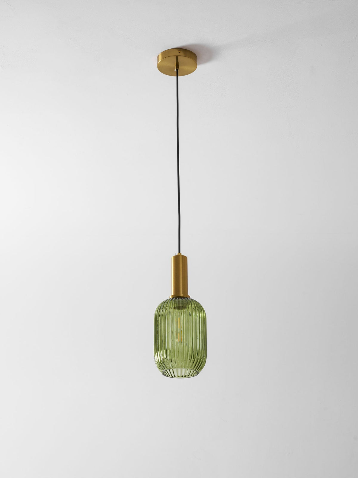 Vamelo Fluted Pendant Light