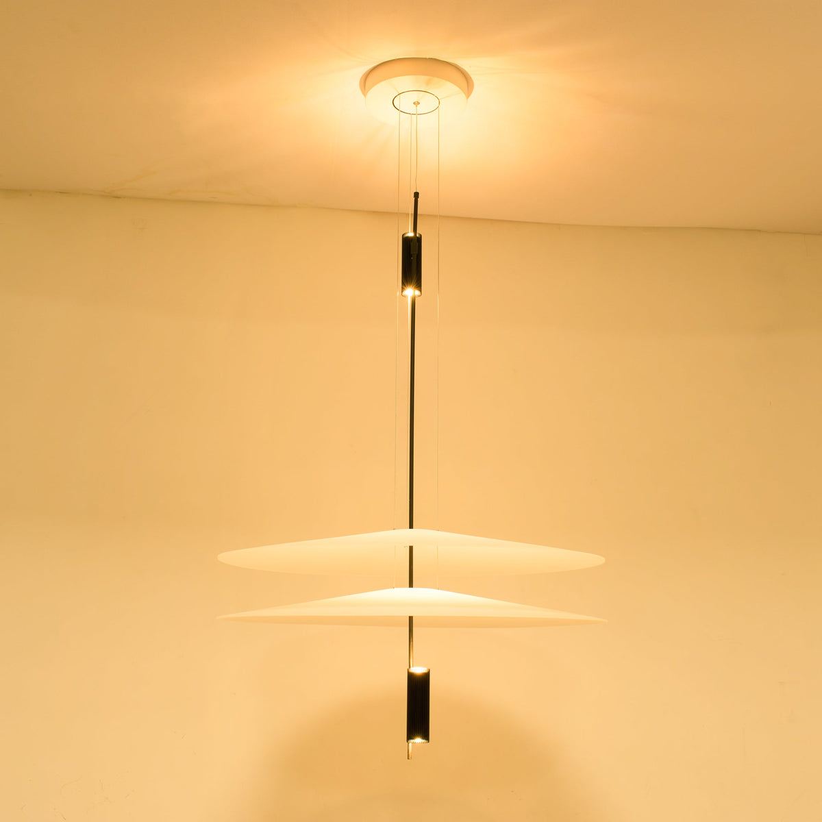 Hokeralo Modern Chandelier